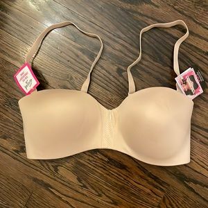 NWT 38C Maidenform wireless strapless bra
